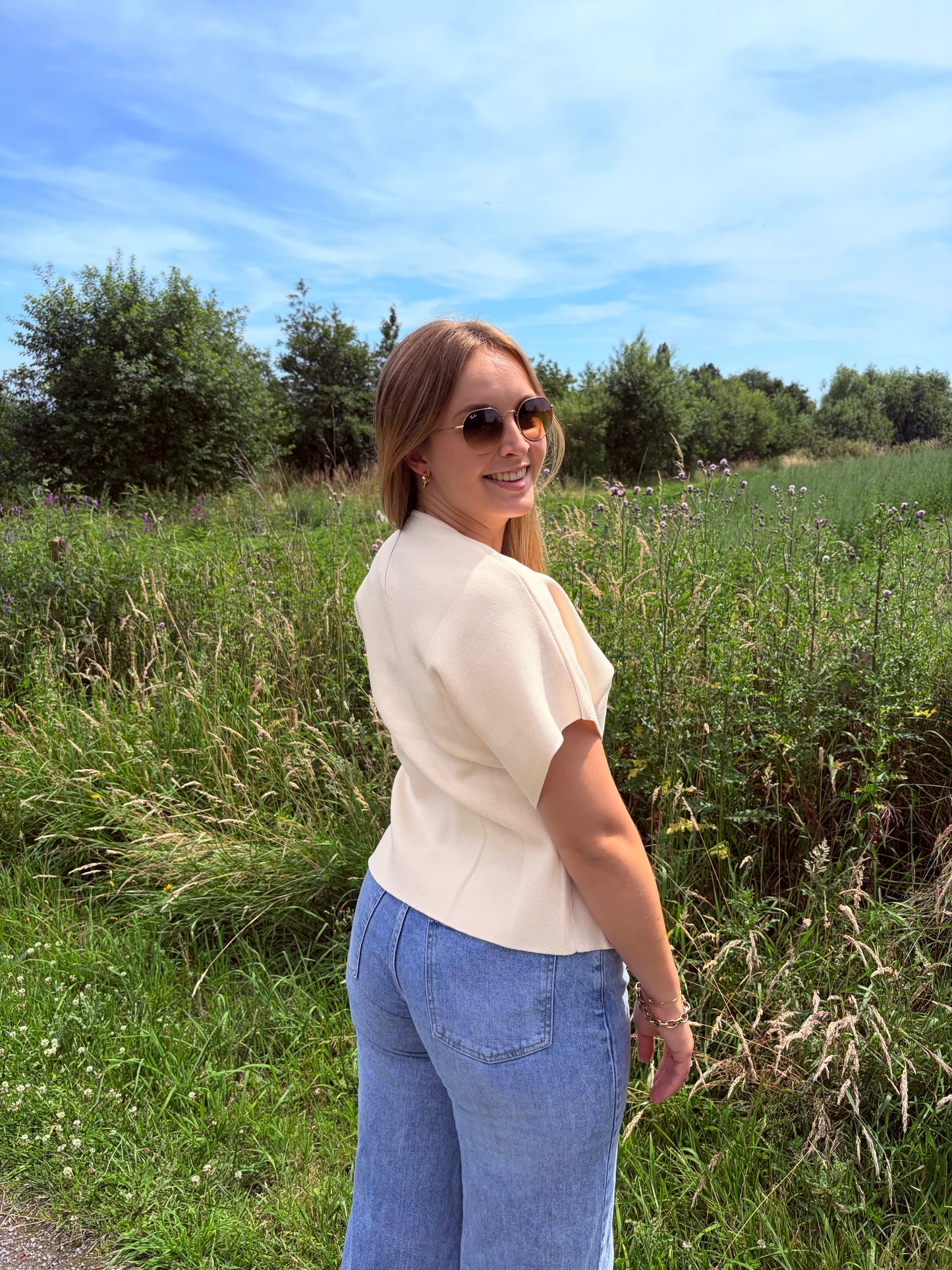 Ava top
